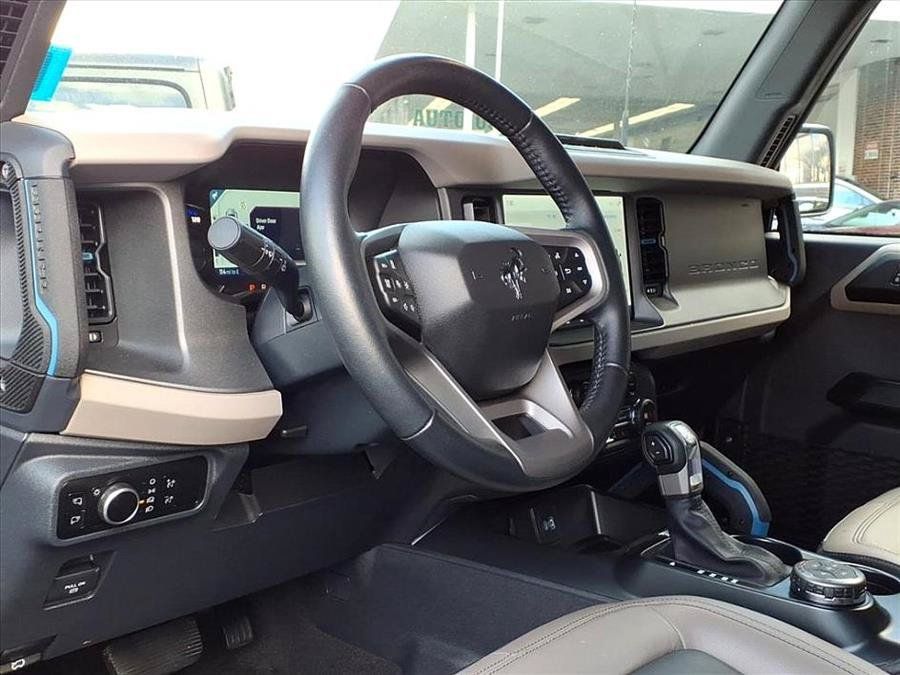 Used 2024 Ford Bronco Wildtrak AWD/4WD image 18