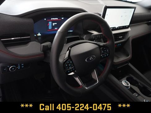 Used 2025 Ford Explorer ST-Line w/ Premium Package RWD image 15