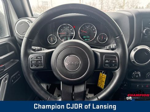 Used 2016 Jeep Wrangler Unlimited Sahara w/ Max Tow Package image 15