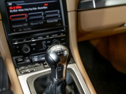 Used 2013 Porsche Boxster RWD image 18