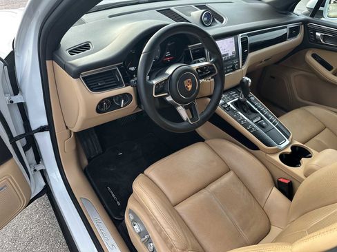 Used 2018 Porsche Macan S image 7