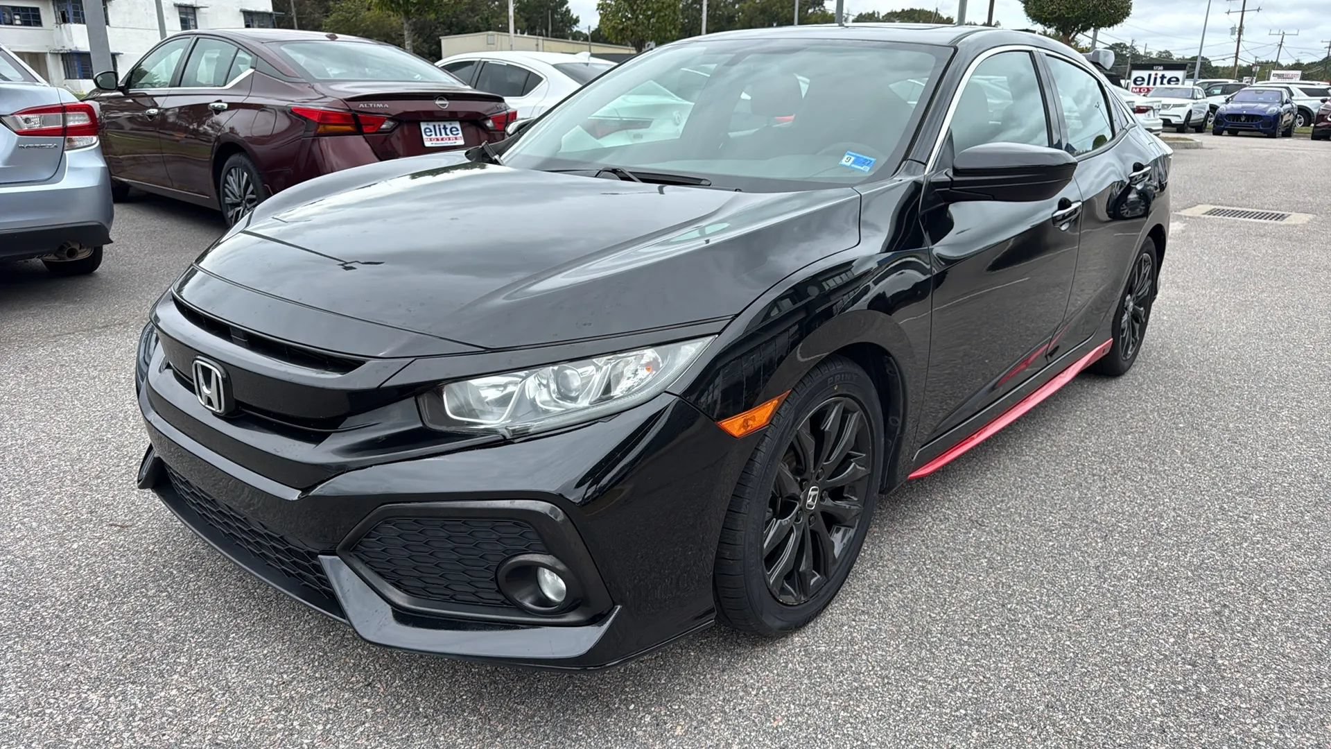 Used 2018 Honda Civic EX image 3
