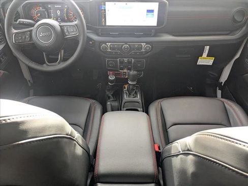 New 2026 Jeep Wrangler Unlimited Rubicon image 15