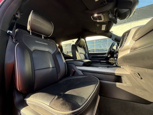 Used 2024 RAM 1500 Laramie image 26