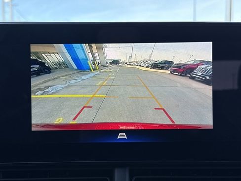 Used 2024 Chevrolet Trax ACTIV w/ Driver Confidence Package image 13