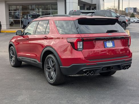 New 2026 Ford Explorer ST w/ Sun And Sound Package image 13