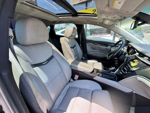 Used 2013 Cadillac XTS Luxury FWD image 20