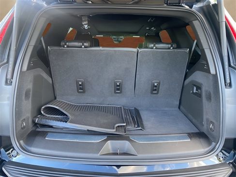 Used 2021 Cadillac Escalade Sport image 13