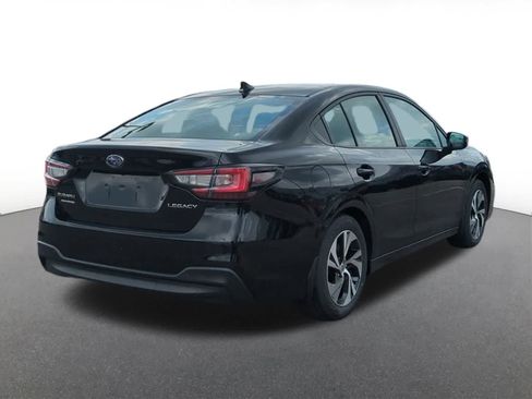 Used 2025 Subaru Legacy Premium image 6