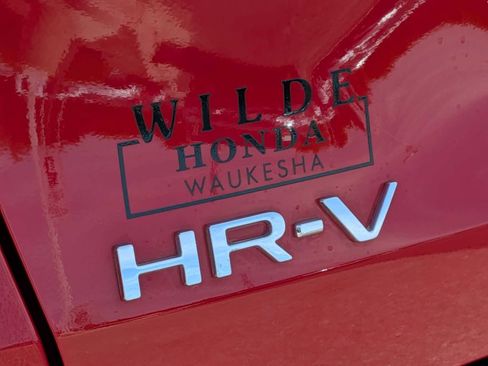 Certified 2025 Honda HR-V Sport image 12