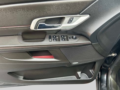 Used 2013 GMC Terrain SLE w/ Chrome and Technology Package AWD/4WD image 17