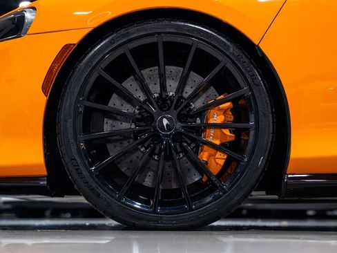 Used 2023 McLaren GT RWD image 12