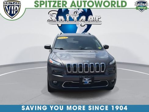 Used 2017 Jeep Cherokee Limited AWD/4WD image 3