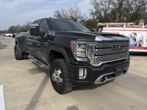 Used 2020 GMC Sierra 3500 Denali w/ Denali Ultimate Package image 1