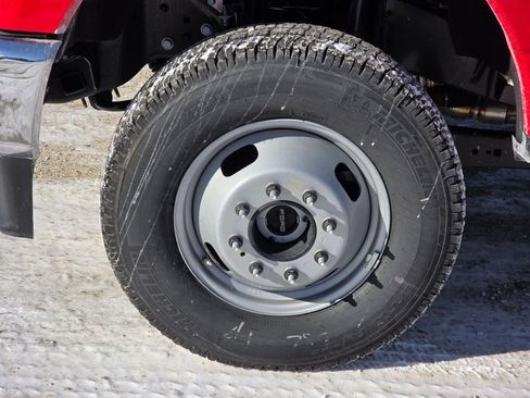 New 2025 Ford F350 XL w/ XL Chrome Package AWD/4WD image 15
