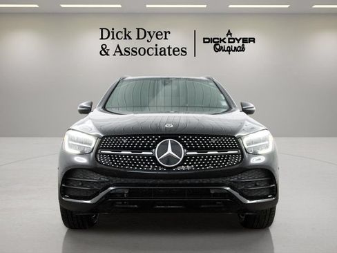 Used 2021 Mercedes-Benz GLC 300 image 4