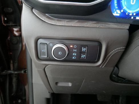 Used 2020 Ford Explorer Platinum image 26