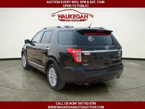 Used 2013 Ford Explorer XLT image 4