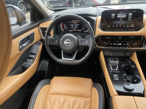 Certified 2023 Nissan Rogue Platinum w/ Platinum Premium Package AWD/4WD image 10