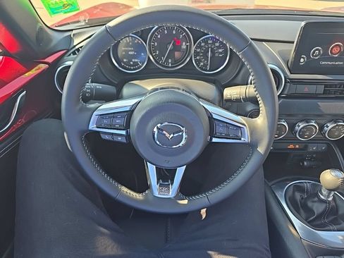 Used 2022 MAZDA MX-5 Miata RF Grand Touring RWD image 14