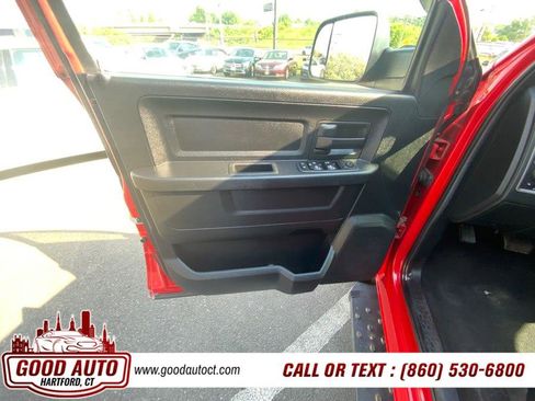 Used 2014 RAM 1500 ST w/ SXT Appearance Group AWD/4WD image 9