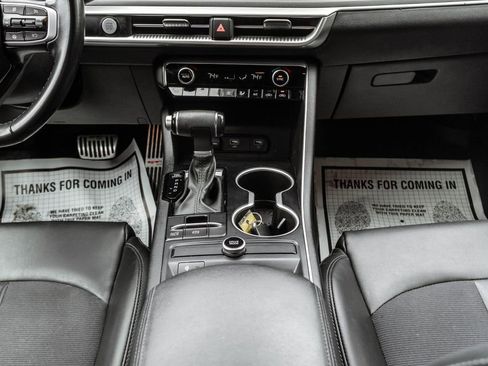 Used 2022 Kia K5 GT-Line image 12