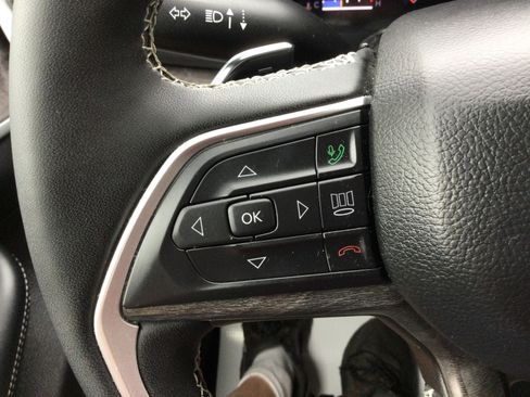 Used 2024 Jeep Grand Cherokee L Limited image 17