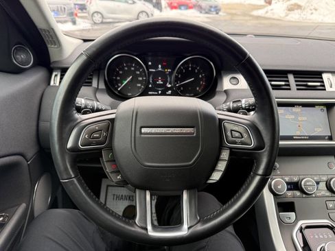 Used 2018 Land Rover Range Rover Evoque image 23