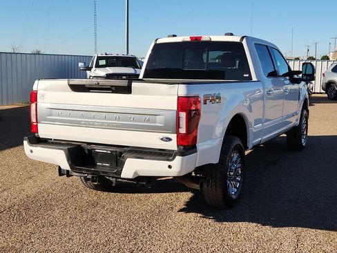 Used 2020 Ford F250 Platinum w/ FX4 Off-Road Package image 4