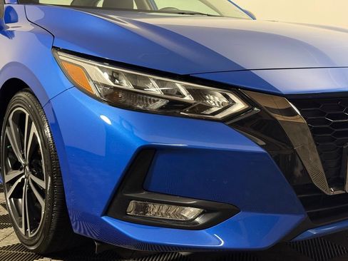 Certified 2023 Nissan Sentra SR FWD image 10