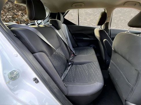 Used 2022 Nissan Kicks S image 24