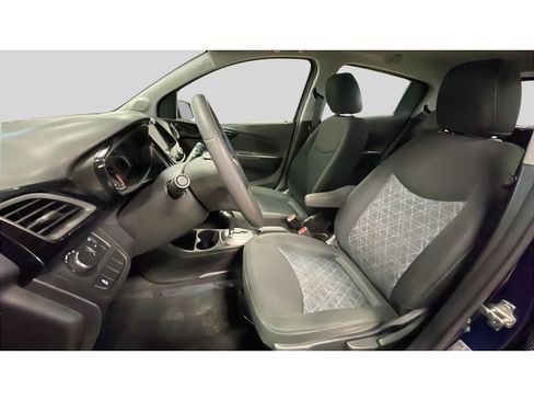 Used 2022 Chevrolet Spark LT image 11