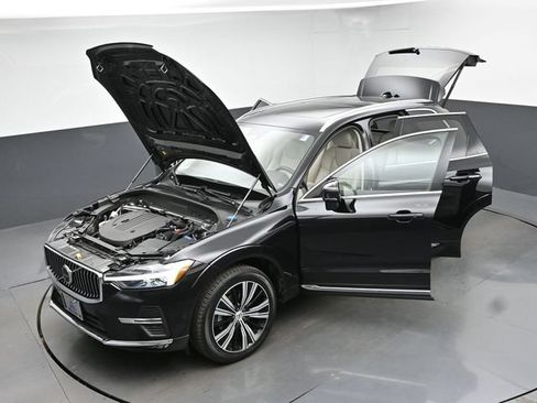 Used 2023 Volvo XC60 B5 Plus w/ Climate Package AWD/4WD image 51