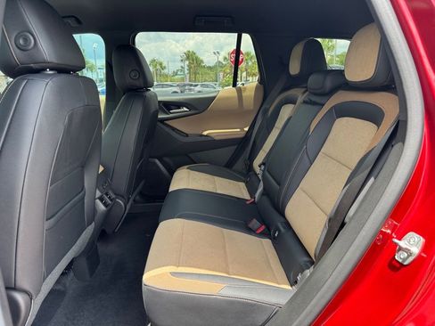 New 2025 Chevrolet Equinox ACTIV w/ Convenience Package III FWD image 15