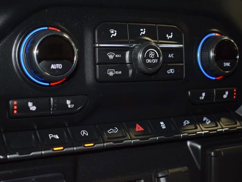 Used 2021 Chevrolet Silverado 1500 LT w/ All Star Edition Plus image 25