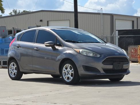 Used 2014 Ford Fiesta SE FWD image 7