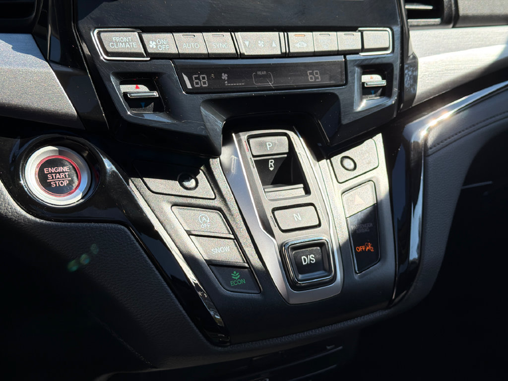 Used 2024 Honda Odyssey Touring image 32