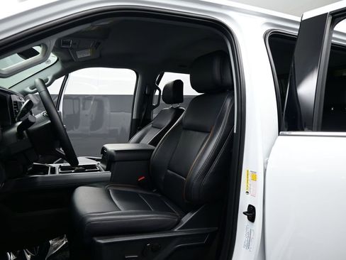 Used 2025 Ford F250 Lariat w/ Chrome Package AWD/4WD image 9