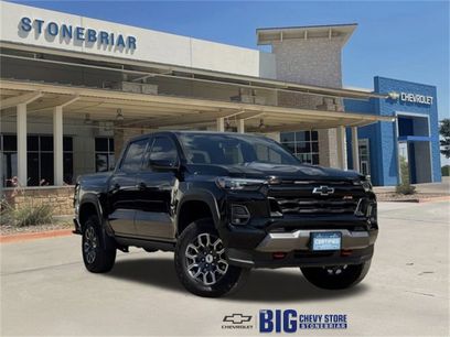 Used 2024 Chevrolet Colorado Z71 w/ Z71 Convenience Package 2