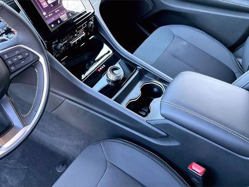 New 2025 Jeep Grand Cherokee L Laredo w/ Luxury Tech Group I image 7