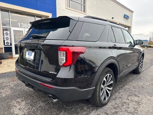 Used 2023 Ford Explorer ST-Line w/ Class IV Trailer Tow Package image 18