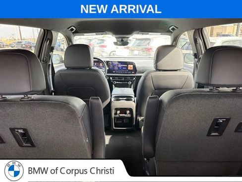 Used 2026 Chevrolet Traverse High Country FWD image 16