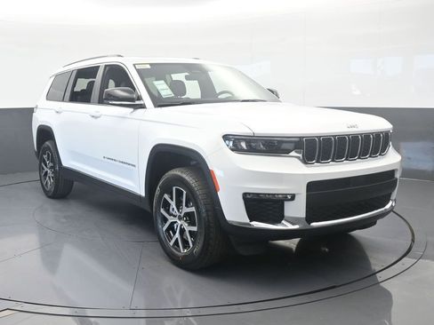New 2025 Jeep Grand Cherokee L Limited image 9