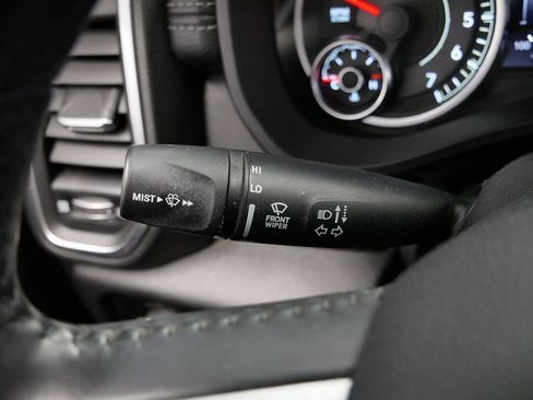 Used 2022 RAM 1500 Laramie image 26