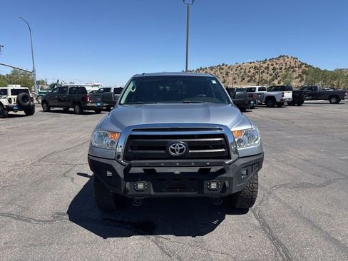 Used 2012 Toyota Tundra 4x4 Double Cab w/ SR5 Pkg image 2
