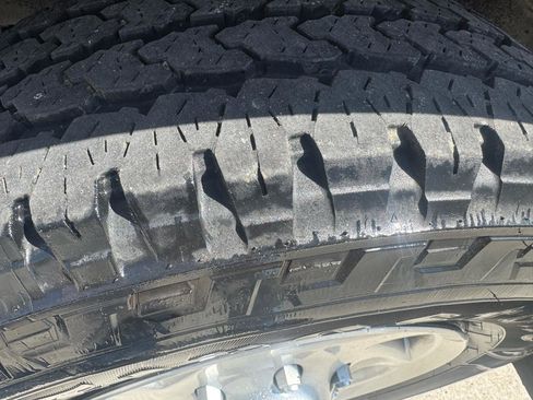 Used 2012 Ford E-250 and Econoline 250 w/ Insulation Pkg RWD image 9