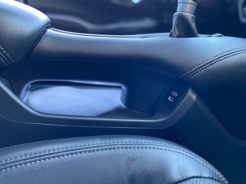 Used 2024 Honda HR-V EX-L image 35