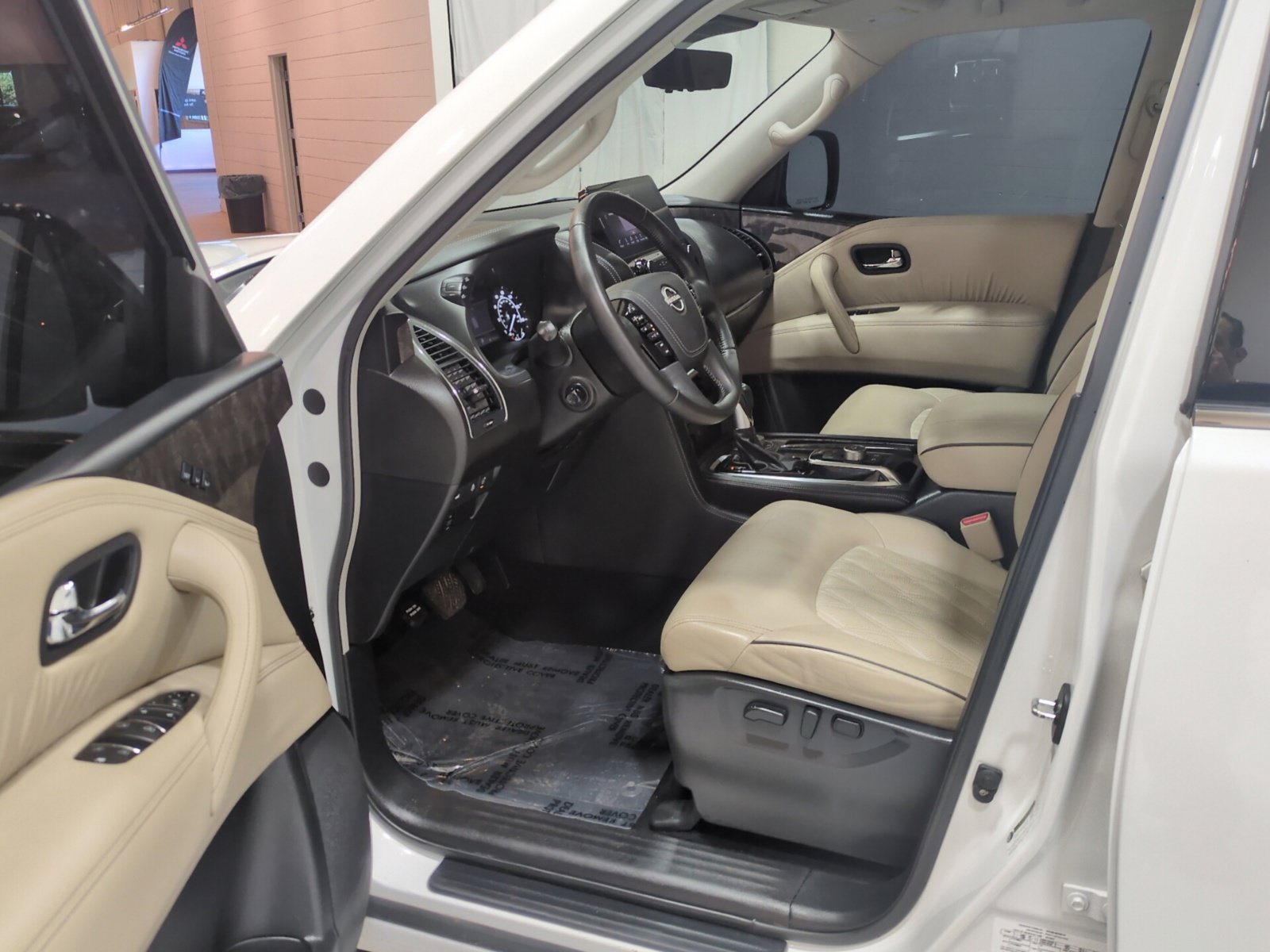 Used 2022 Nissan Armada Platinum AWD/4WD image 20