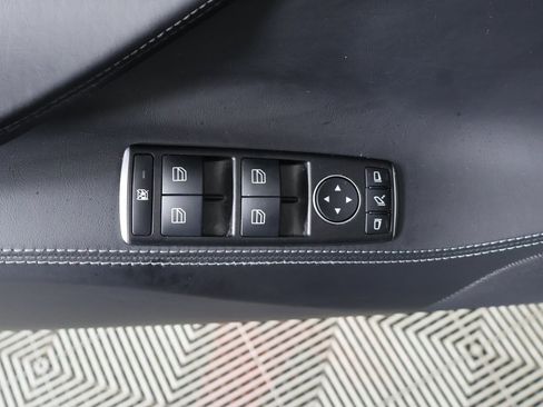 Used 2018 Tesla Model S P100D image 37