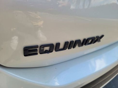 Used 2024 Chevrolet Equinox RS FWD image 28